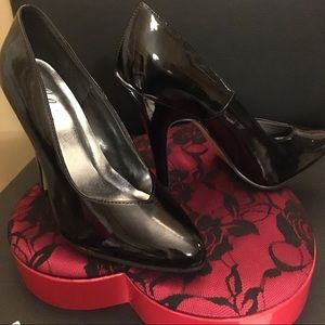 NEW 4 inch Ellie black stilettos slip on pumps